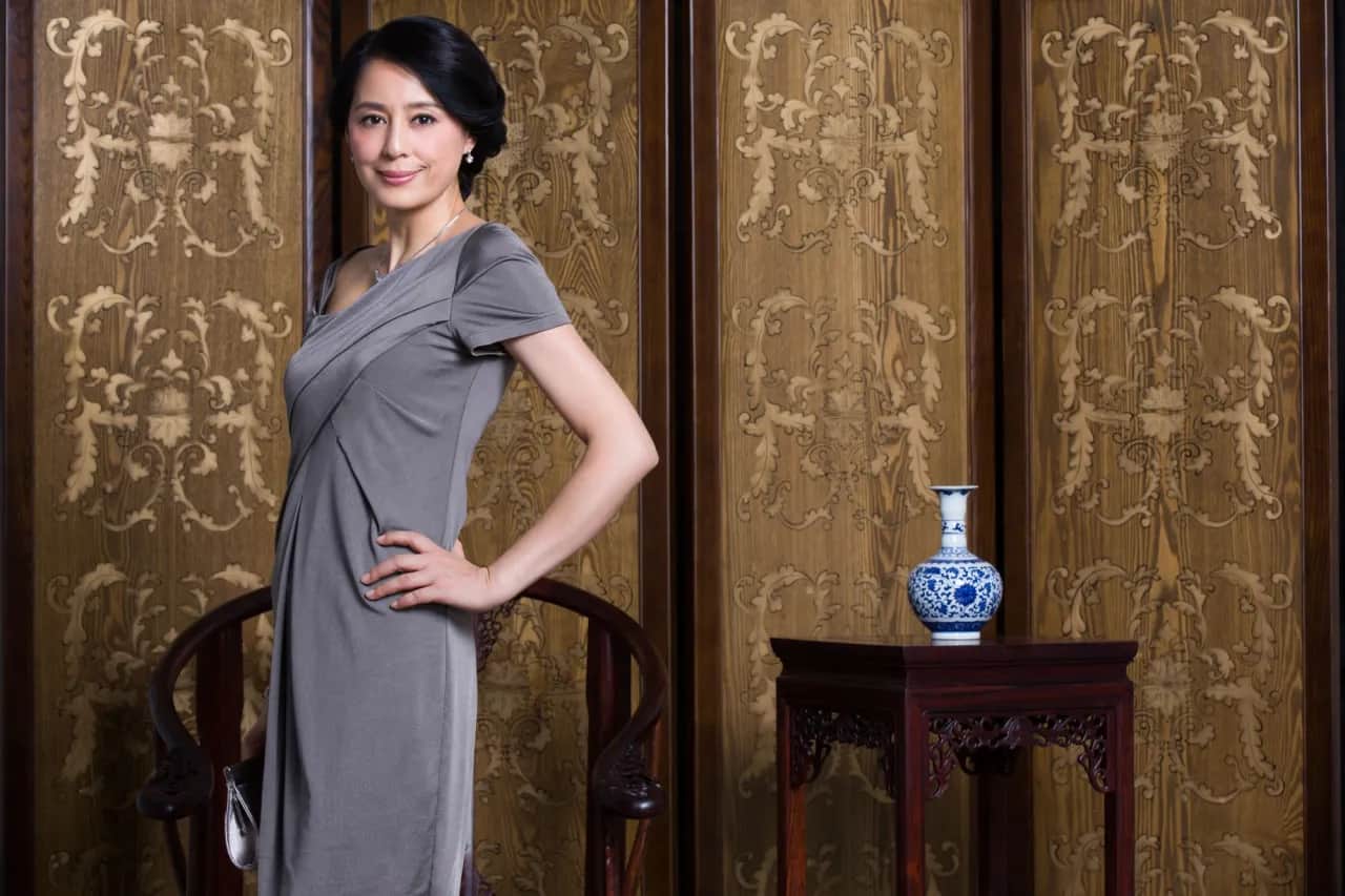 W co się ubrać na ślub córki, aby nie przyćmić panny młodej?