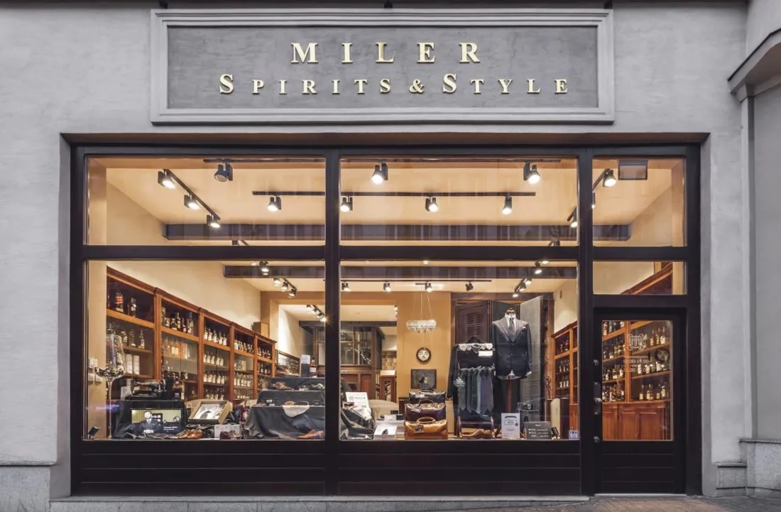 Jak nosić koszulę w kratę, aby zawsze wyglądać modnie i stylowo