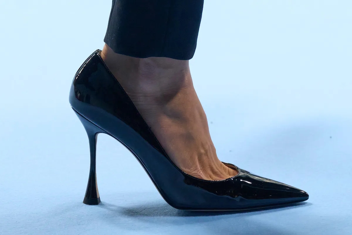 Buty damskie rozmiar 44 szpilki – elegancja i komfort dla każdej kobiety