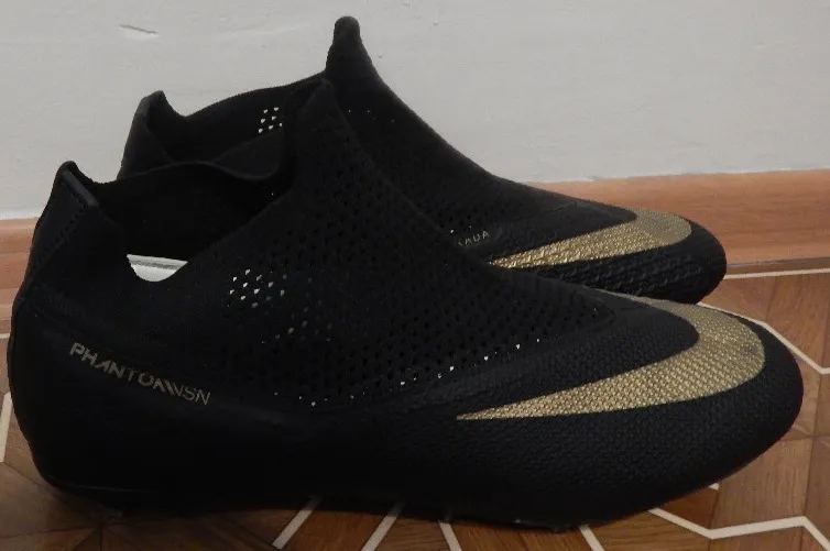 Korki rozmiar 49 – najlepsze modele, które musisz mieć na boisku