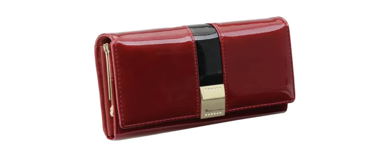 Jak dobrać idealny portfel damski? Praktyczne wskazówki